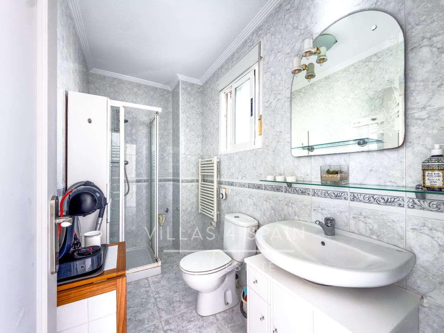 3 makuuhuone Huvila myytävänä paikassa Villamartin mukana uima-altaan - 339 000 € (Ref: 10080359)