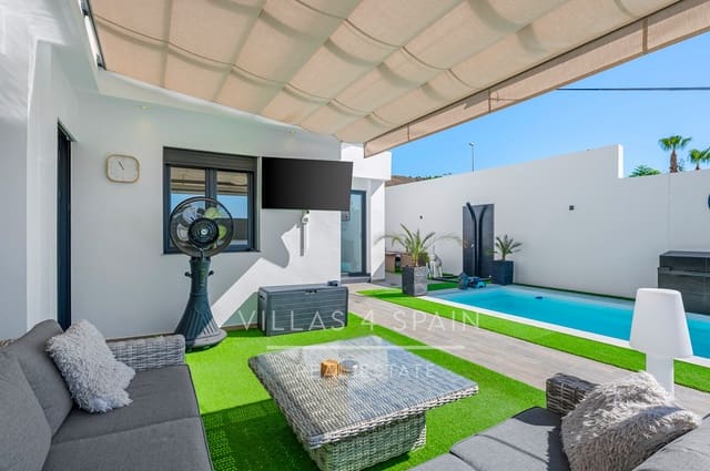 4 bedroom Villa for sale in Fortuna with pool - € 355,000 (Ref: 10093815)