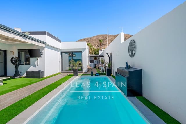 4 bedroom Villa for sale in Fortuna with pool - € 355,000 (Ref: 10093815)