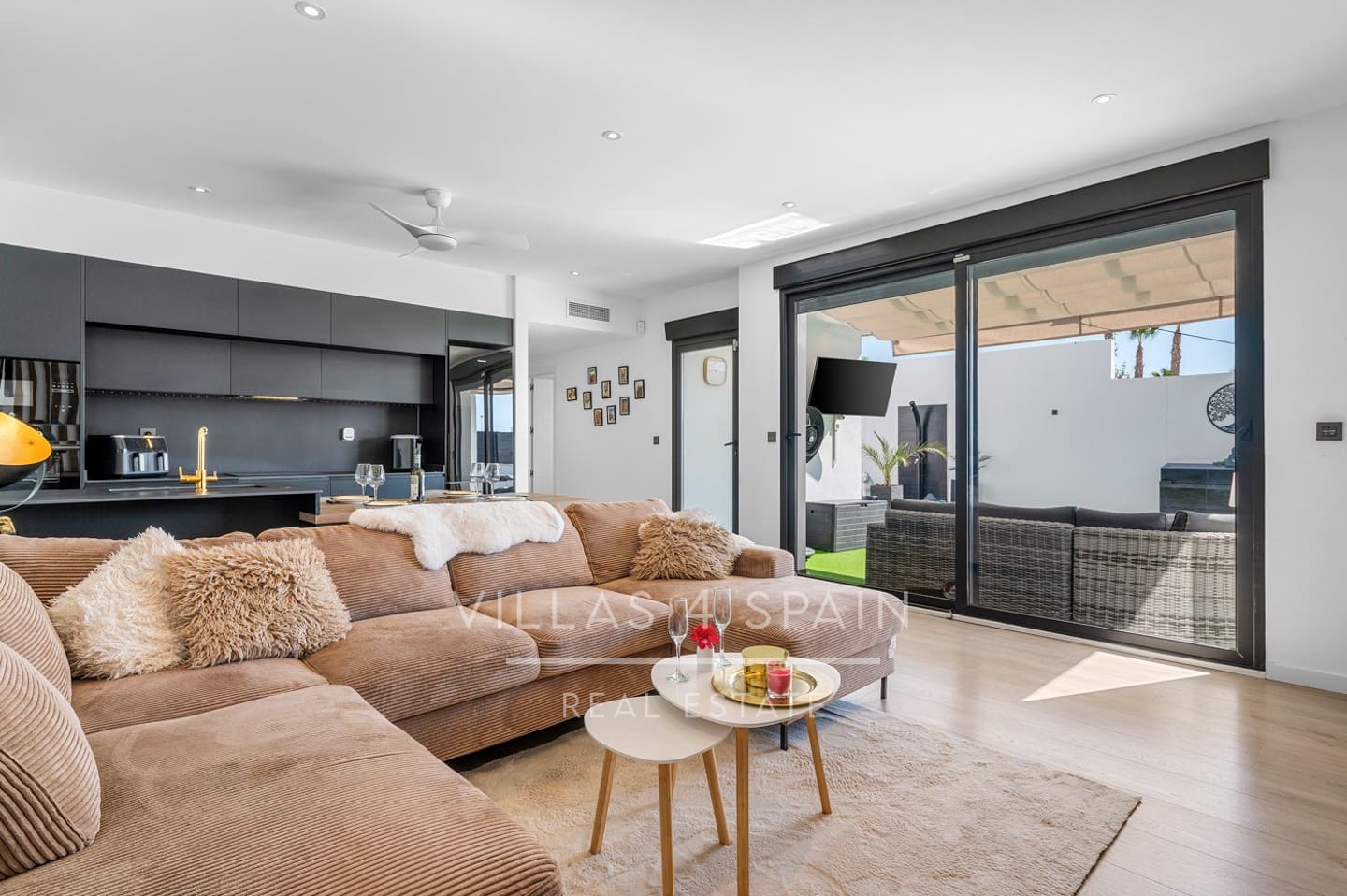 4 chambre Villa/Maison à vendre à Fortuna avec piscine - 355 000 € (Ref: 10093815)