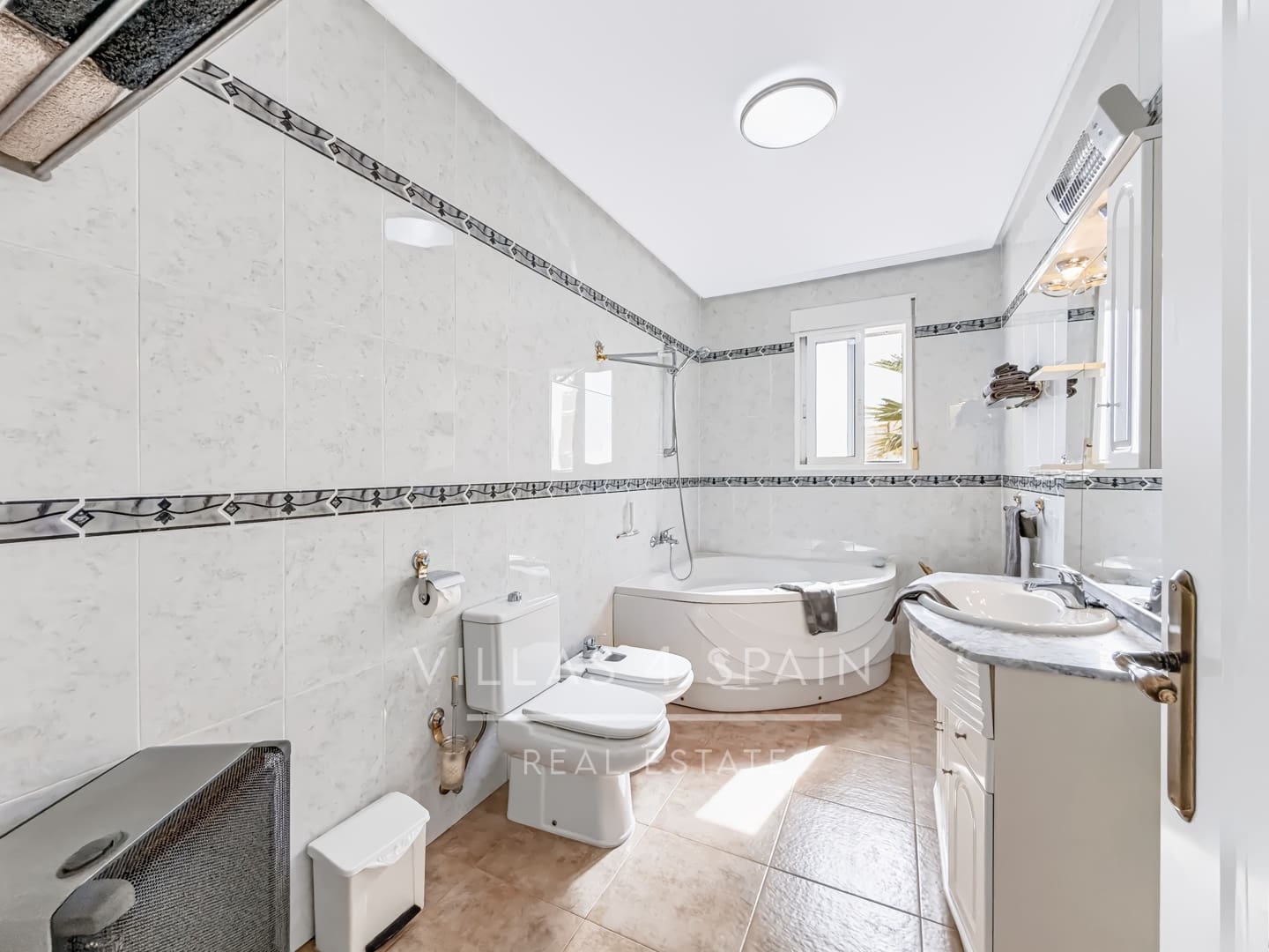 6 chambre Villa/Maison à vendre à Las Casicas avec piscine garage - 549 950 € (Ref: 10157186)