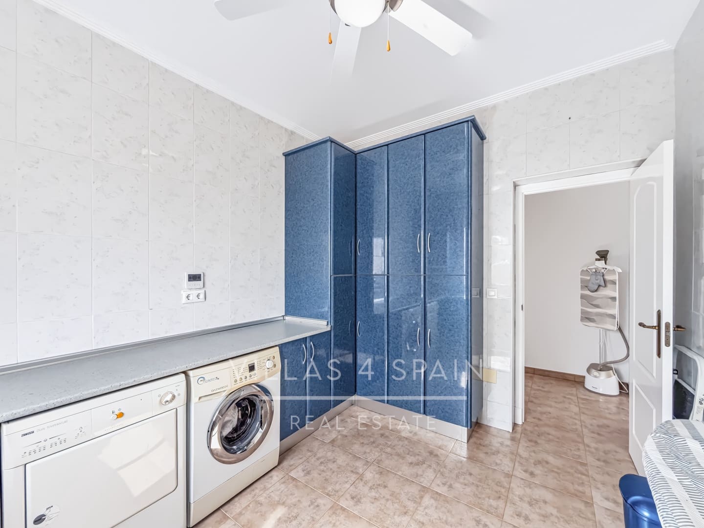 6 chambre Villa/Maison à vendre à Las Casicas avec piscine garage - 549 950 € (Ref: 10157186)