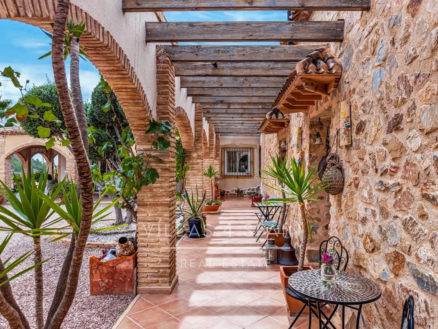 6 chambre Villa/Maison à vendre à Las Casicas avec piscine garage - 549 950 € (Ref: 10157186)