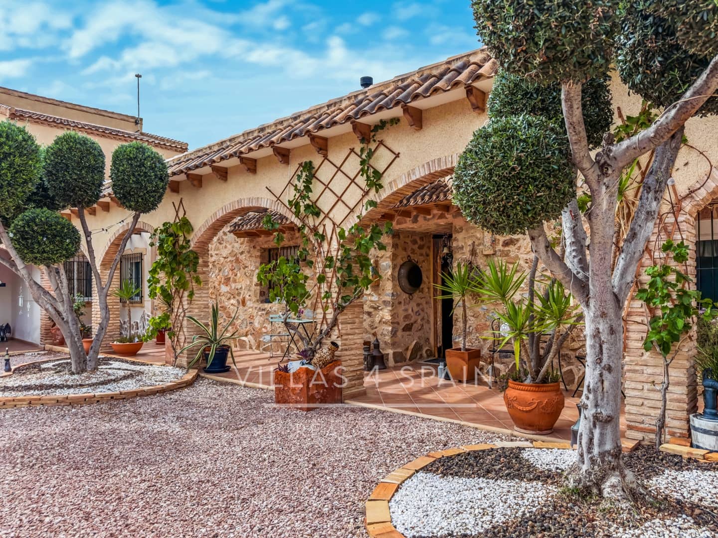 6 chambre Villa/Maison à vendre à Las Casicas avec piscine garage - 549 950 € (Ref: 10157186)