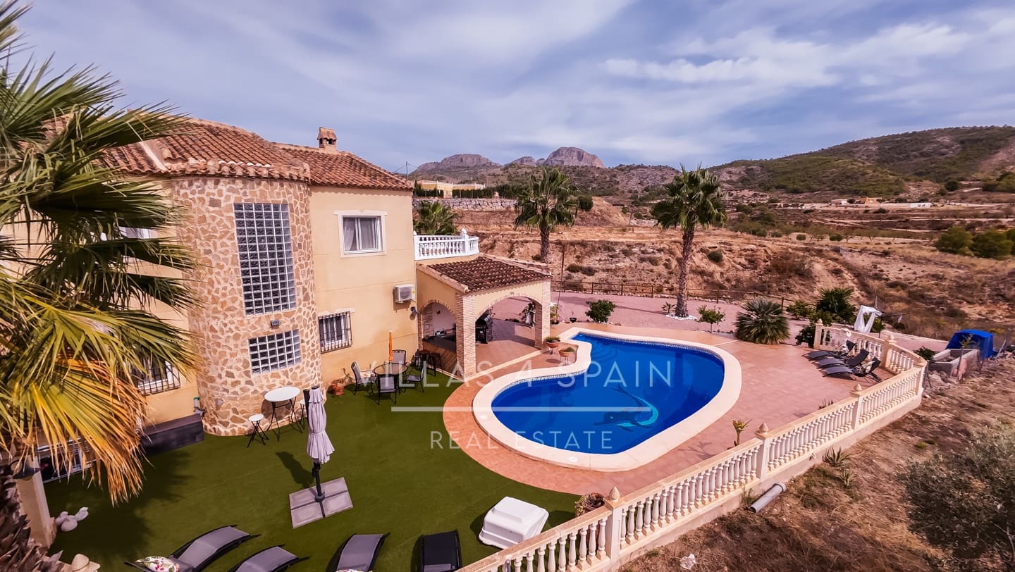 6 chambre Villa/Maison à vendre à Las Casicas avec piscine garage - 549 950 € (Ref: 10157186)