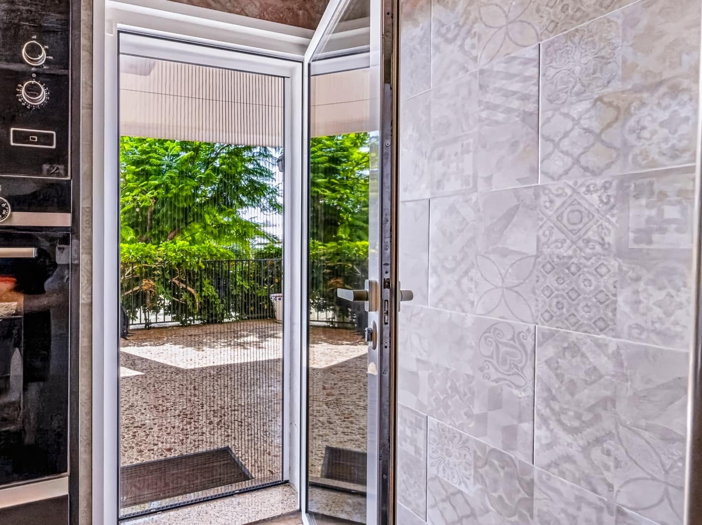4 bedroom Villa for sale in Aspe with pool garage - € 399,000 (Ref: 10172742)