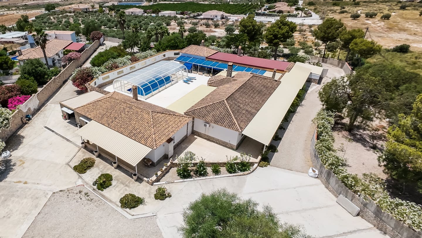 6 sovrum Villa till salu i Fortuna med pool garage - 549 000 € (Ref: 10172743)