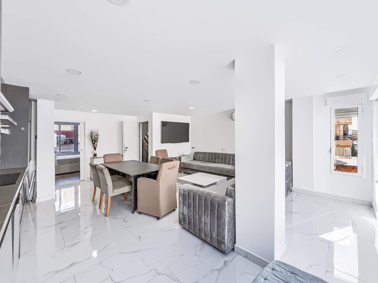 3 soveværelse Lejlighed til salg i Guardamar del Segura - € 235.000 (Ref: 10172744)