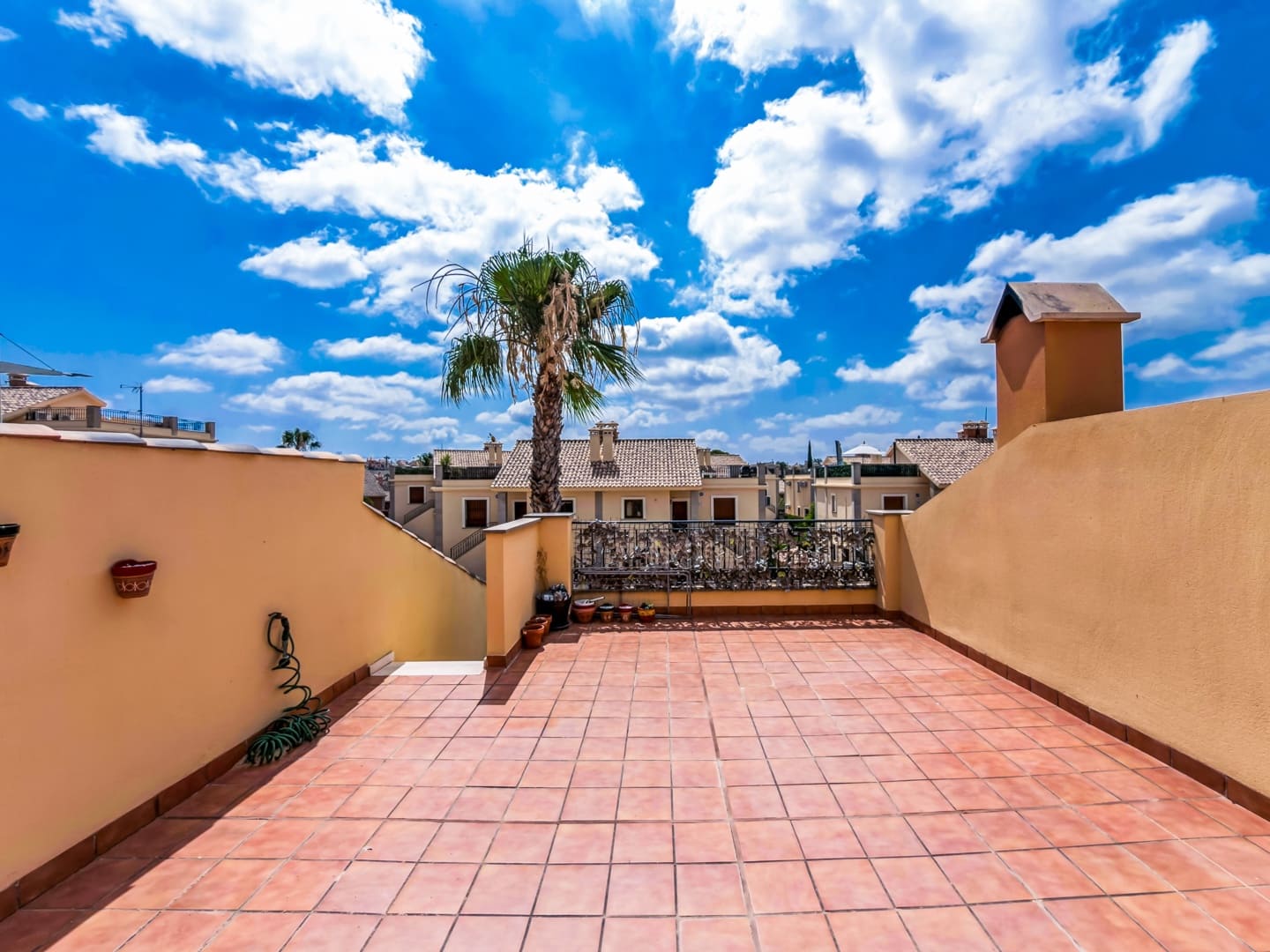 2 bedroom Apartment for sale in Algorfa with pool garage - € 189,950 (Ref: 10172745)