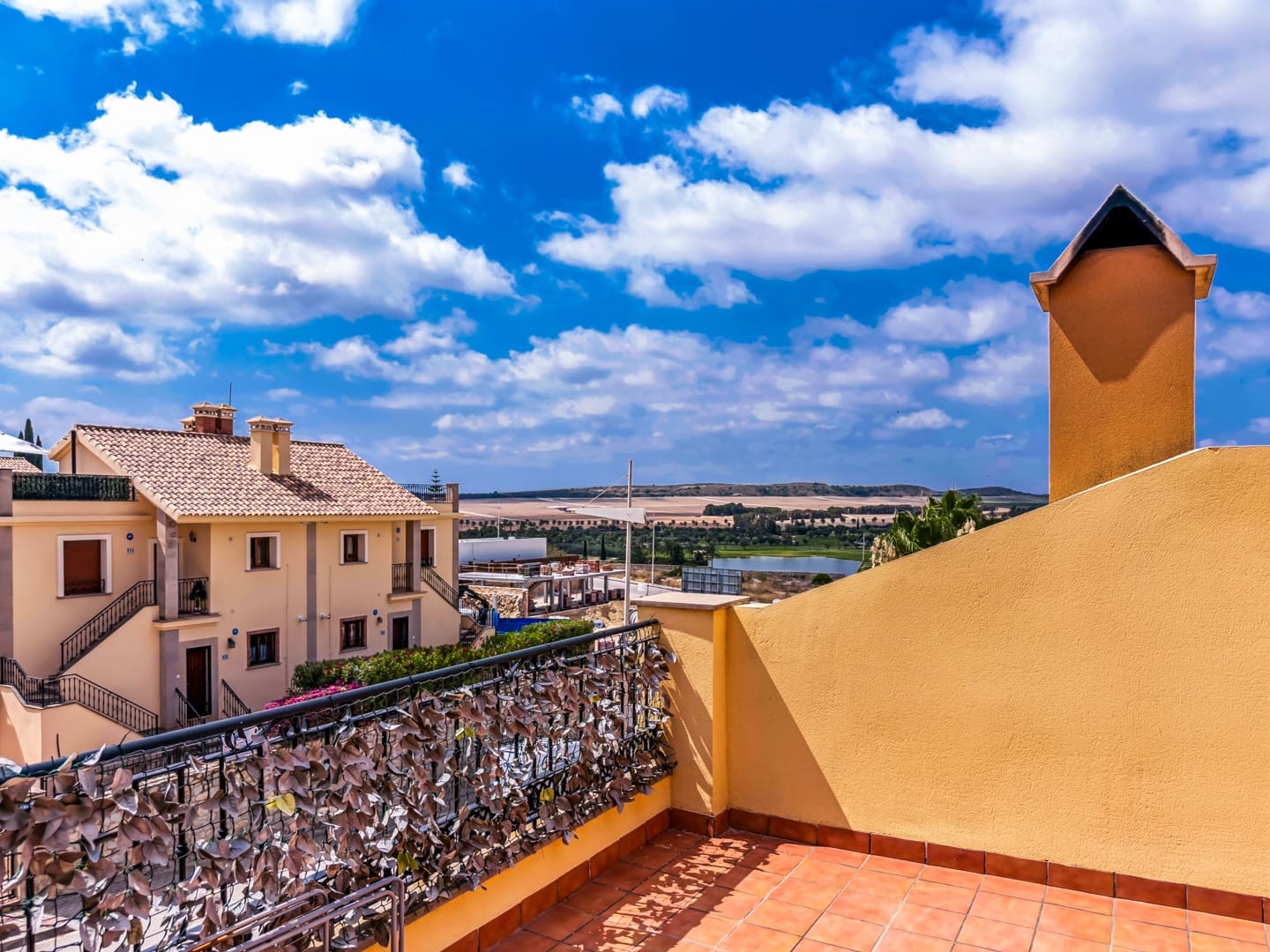 2 bedroom Apartment for sale in Algorfa with pool garage - € 189,950 (Ref: 10172745)