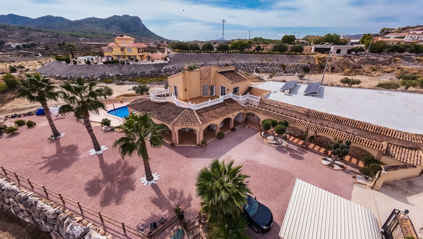 6 chambre Villa/Maison à vendre à Las Casicas avec piscine garage - 549 950 € (Ref: 10172746)