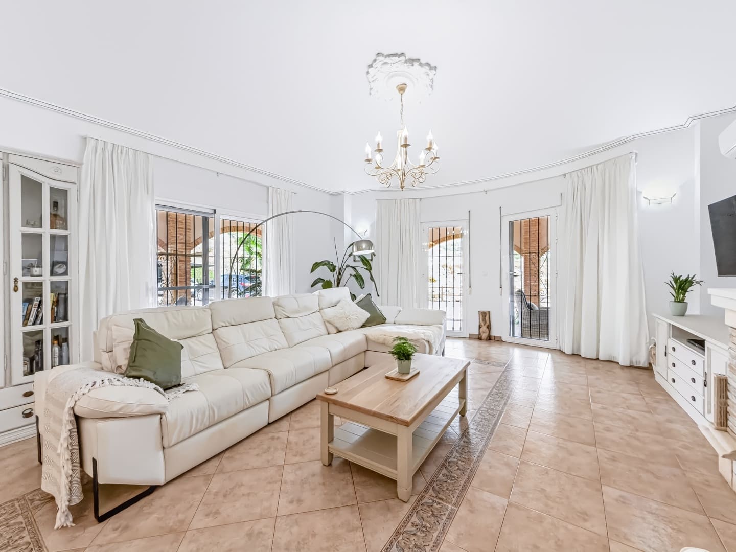 6 chambre Villa/Maison à vendre à Las Casicas avec piscine garage - 549 950 € (Ref: 10172746)