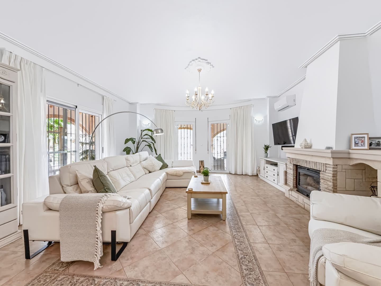 6 chambre Villa/Maison à vendre à Las Casicas avec piscine garage - 549 950 € (Ref: 10172746)