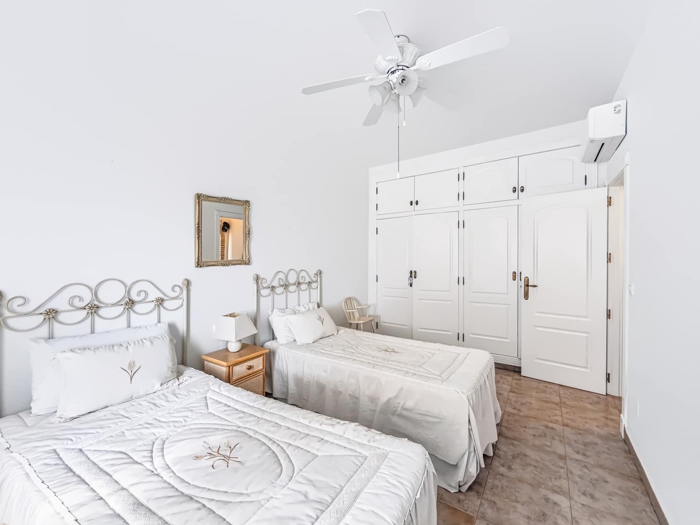 6 chambre Villa/Maison à vendre à Las Casicas avec piscine garage - 549 950 € (Ref: 10172746)