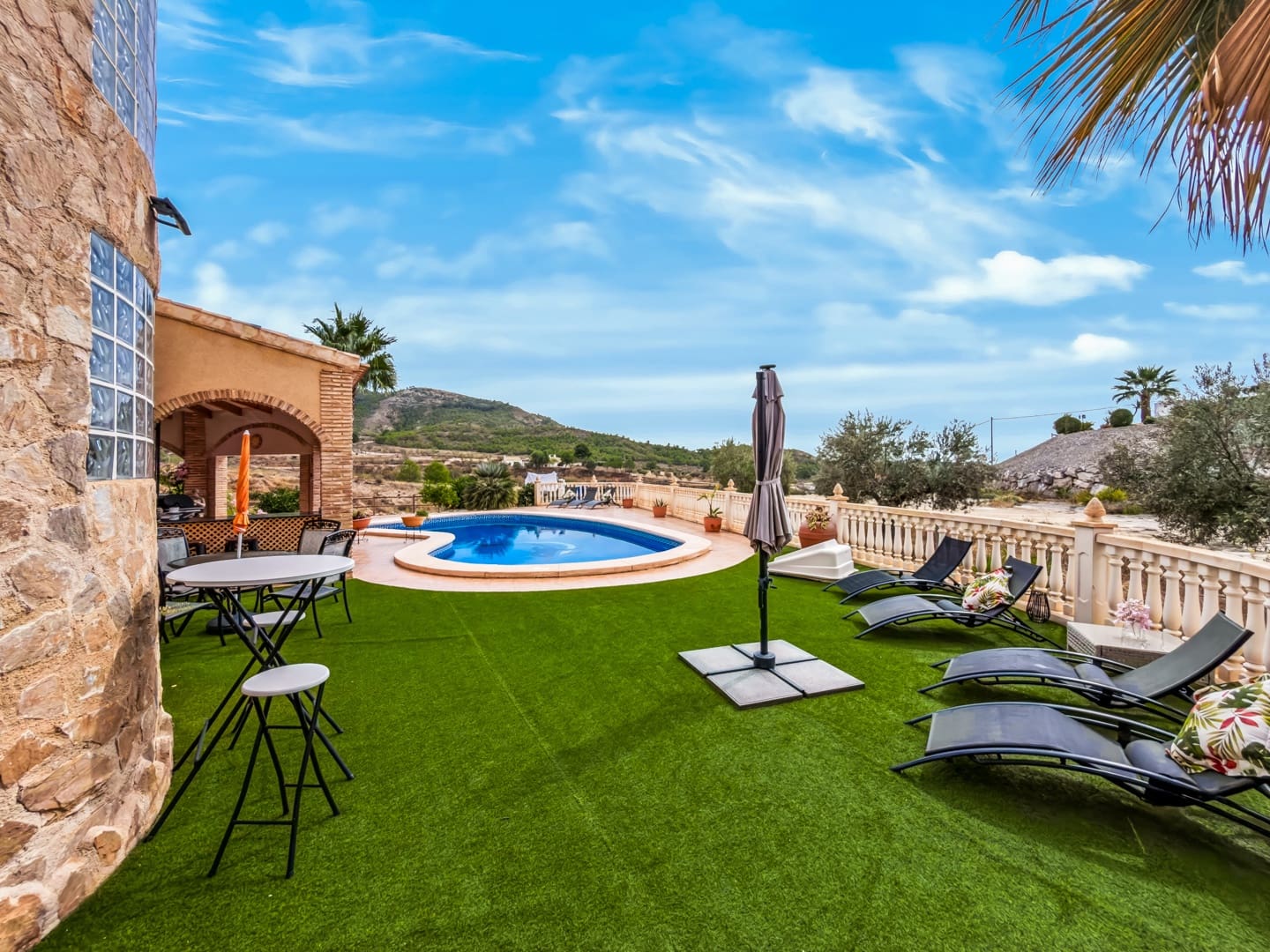 6 chambre Villa/Maison à vendre à Las Casicas avec piscine garage - 549 950 € (Ref: 10172746)