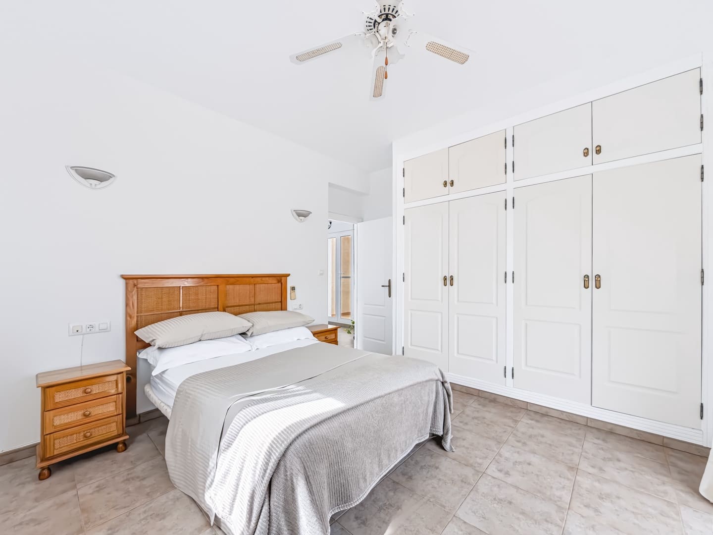 6 chambre Villa/Maison à vendre à Las Casicas avec piscine garage - 549 950 € (Ref: 10172746)