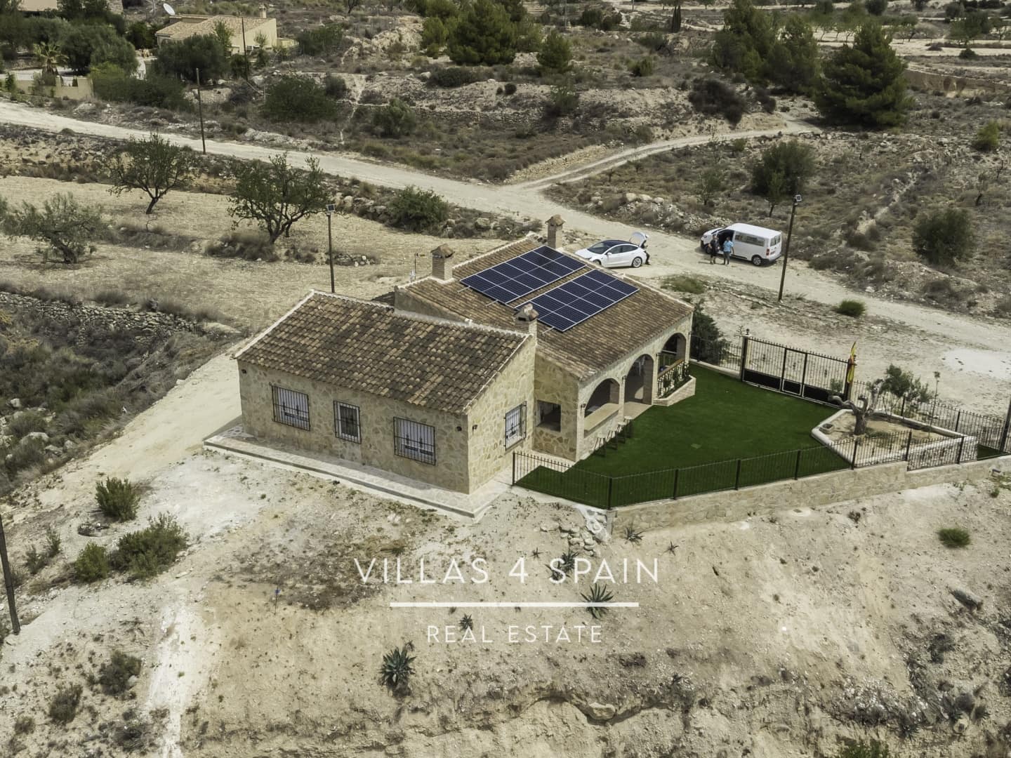 3 bedroom Villa for sale in Fortuna with pool - € 270,000 (Ref: 7561271)