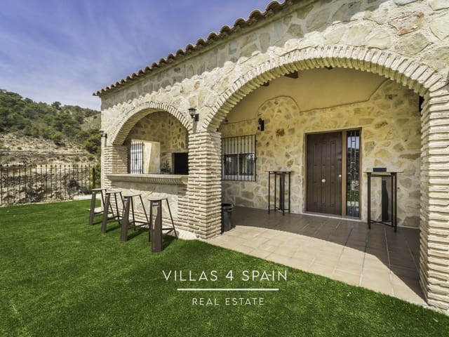 3 bedroom Villa for sale in Fortuna with pool - € 270,000 (Ref: 7561271)