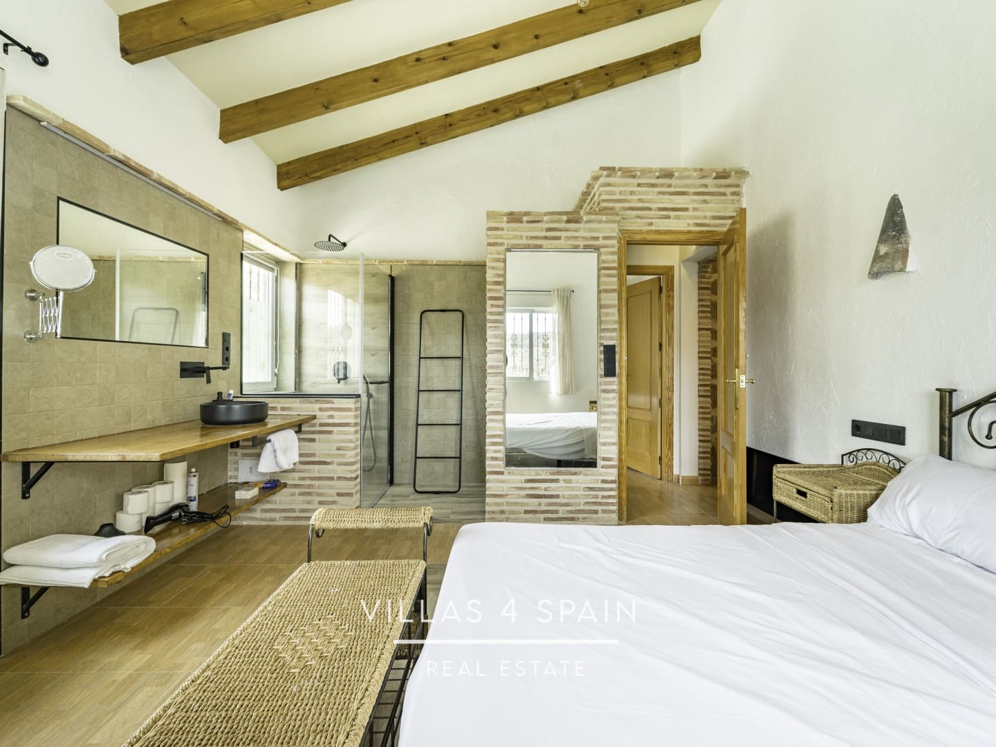 3 bedroom Villa for sale in Fortuna with pool - € 270,000 (Ref: 7561271)