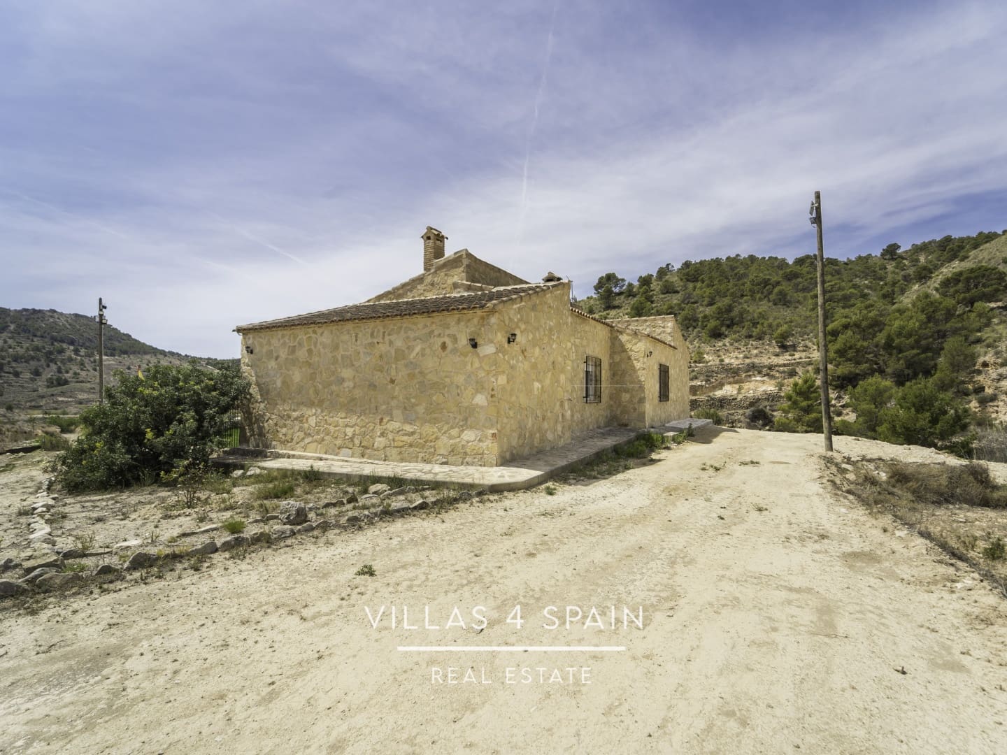 3 bedroom Villa for sale in Fortuna with pool - € 270,000 (Ref: 7561271)