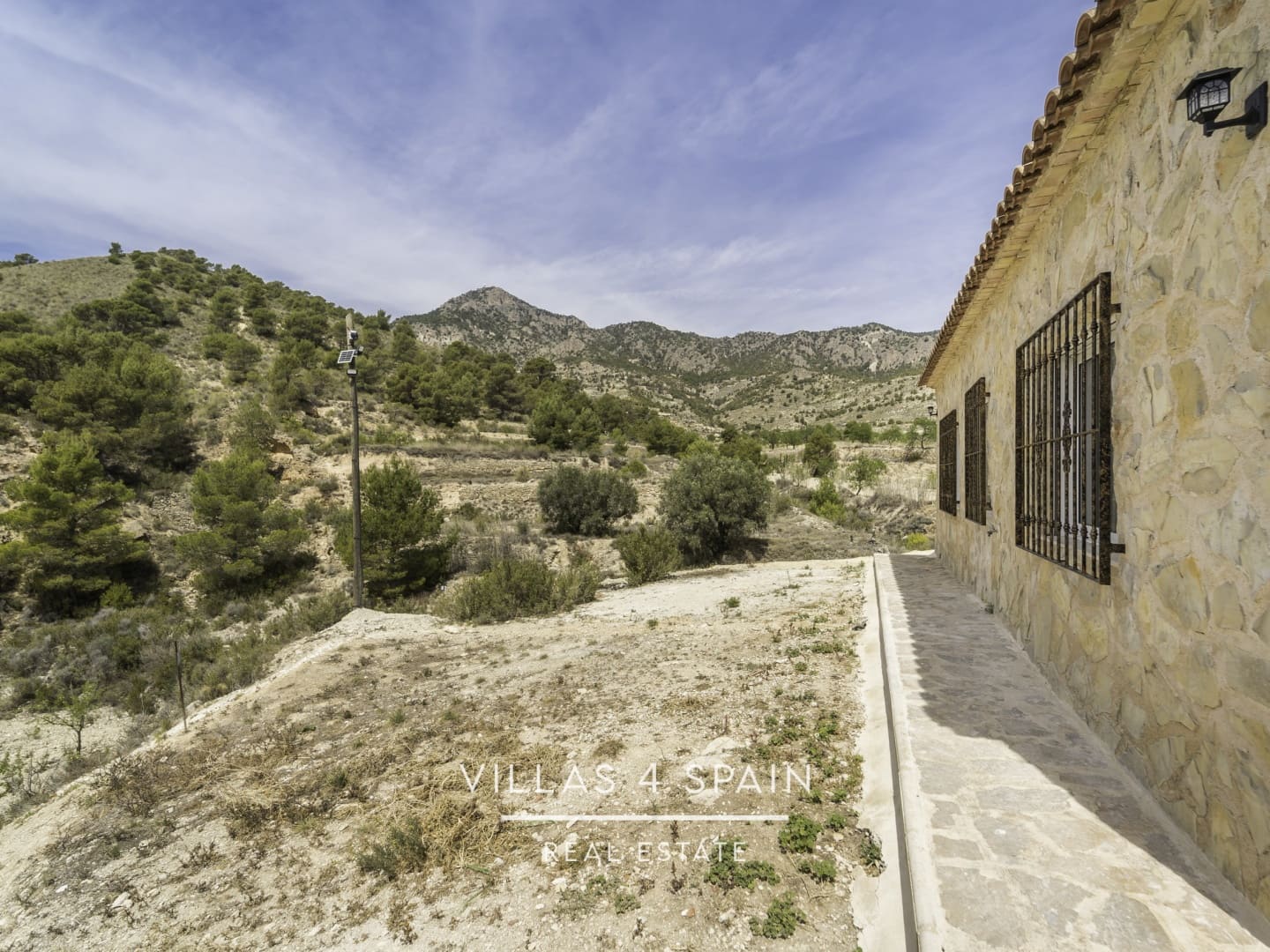 3 bedroom Villa for sale in Fortuna with pool - € 270,000 (Ref: 7561271)