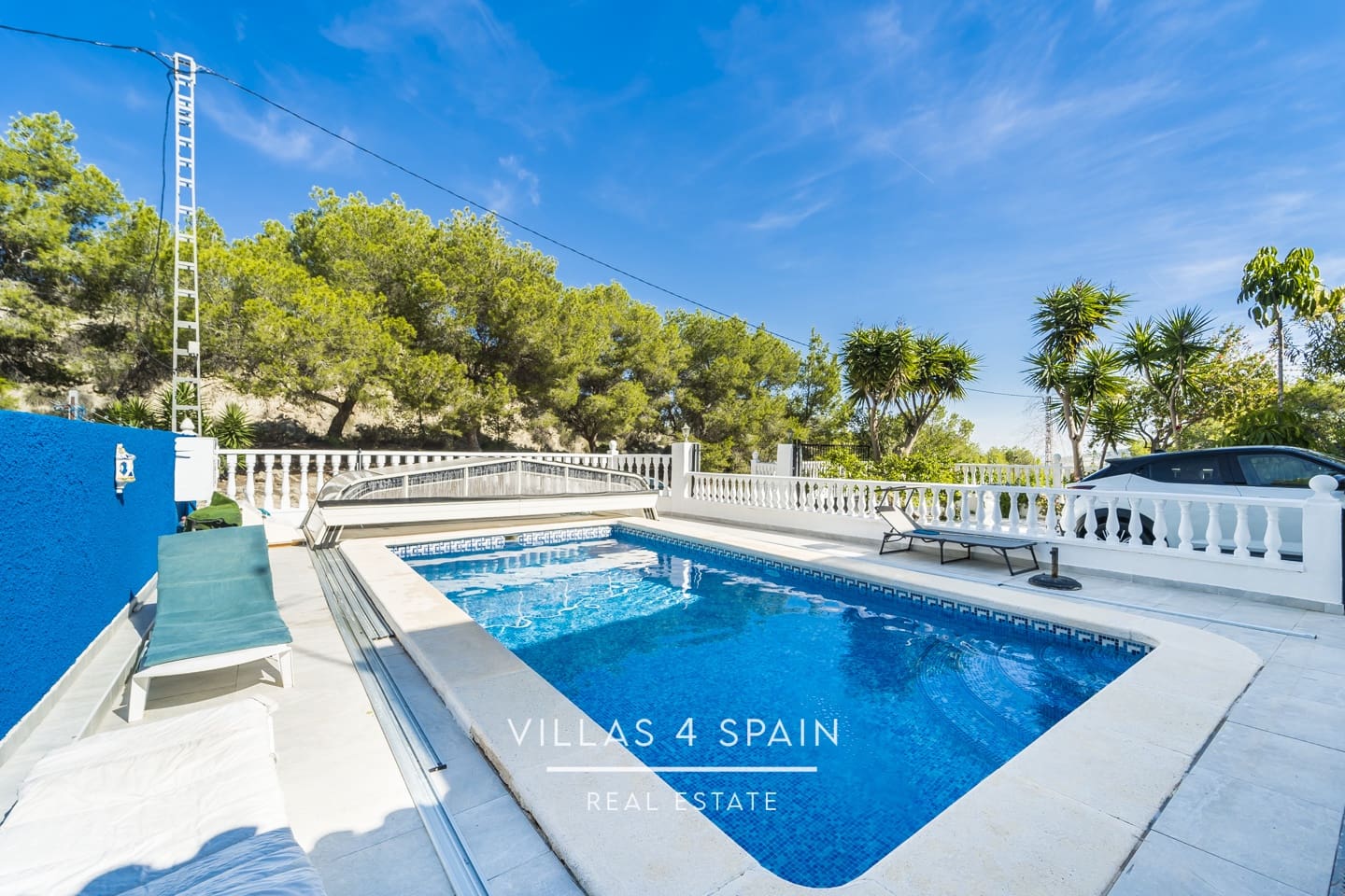 7 bedroom Villa for sale in Desamparados Hurchillo Torremendo