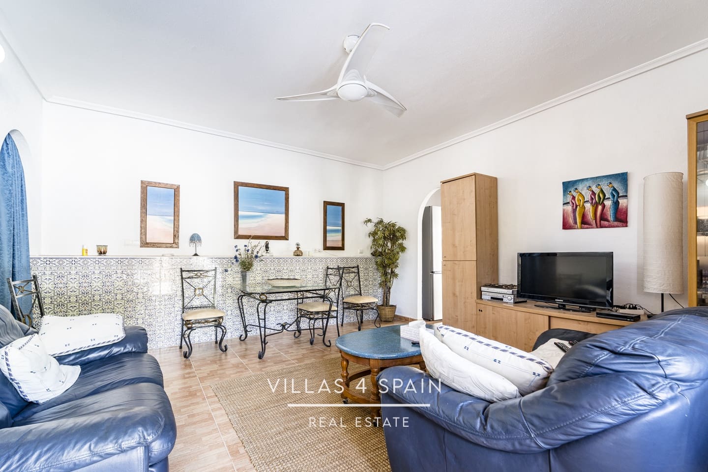 7 bedroom Villa for sale in Desamparados Hurchillo Torremendo