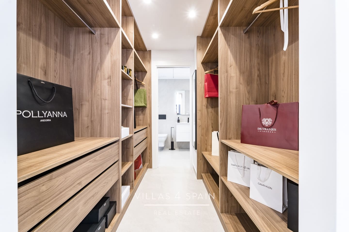 4 soveværelse Villa til salg i Ciudad Quesada med swimmingpool garage - € 560.000 (Ref: 7995410)