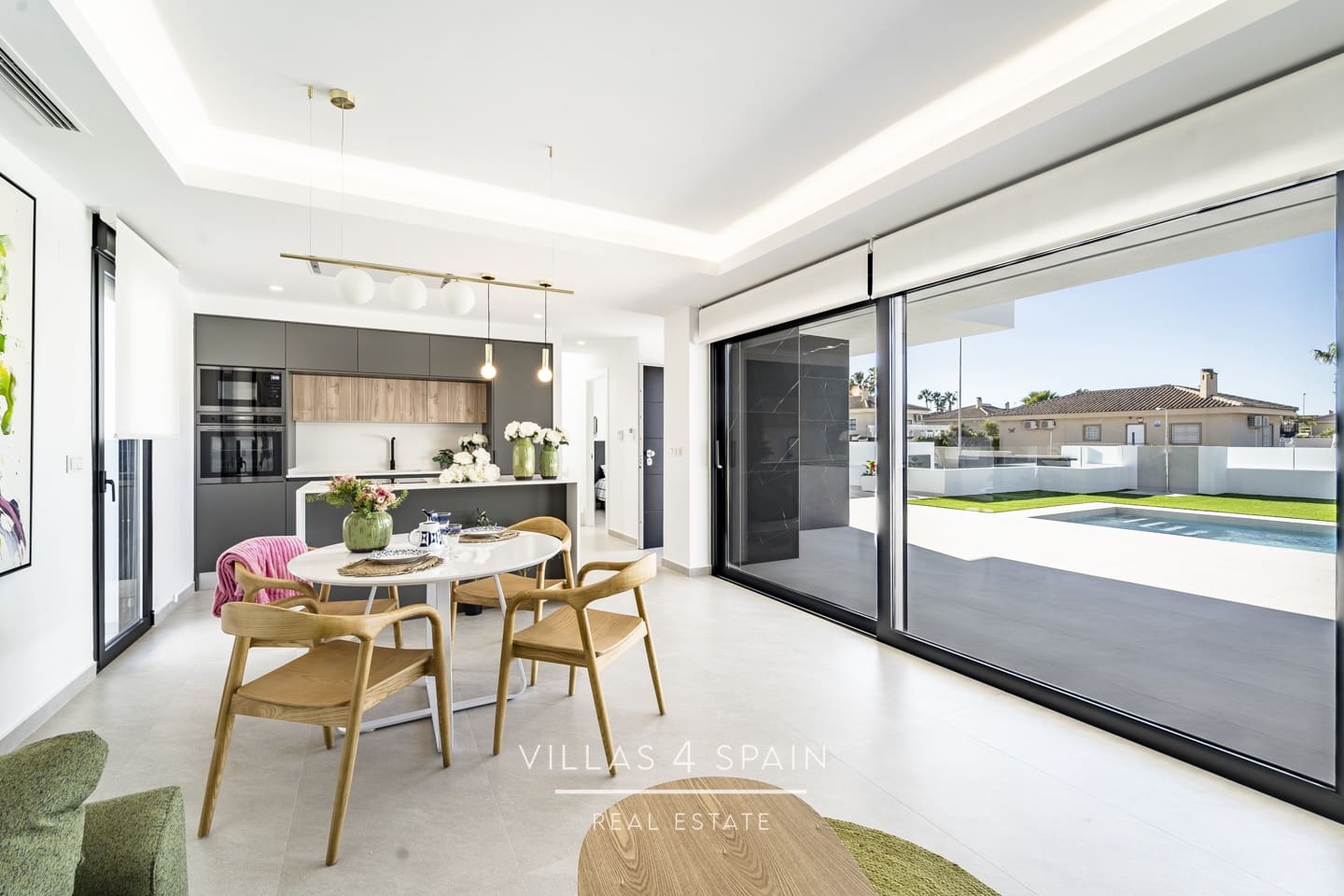 4 soveværelse Villa til salg i Ciudad Quesada med swimmingpool garage - € 560.000 (Ref: 7995410)