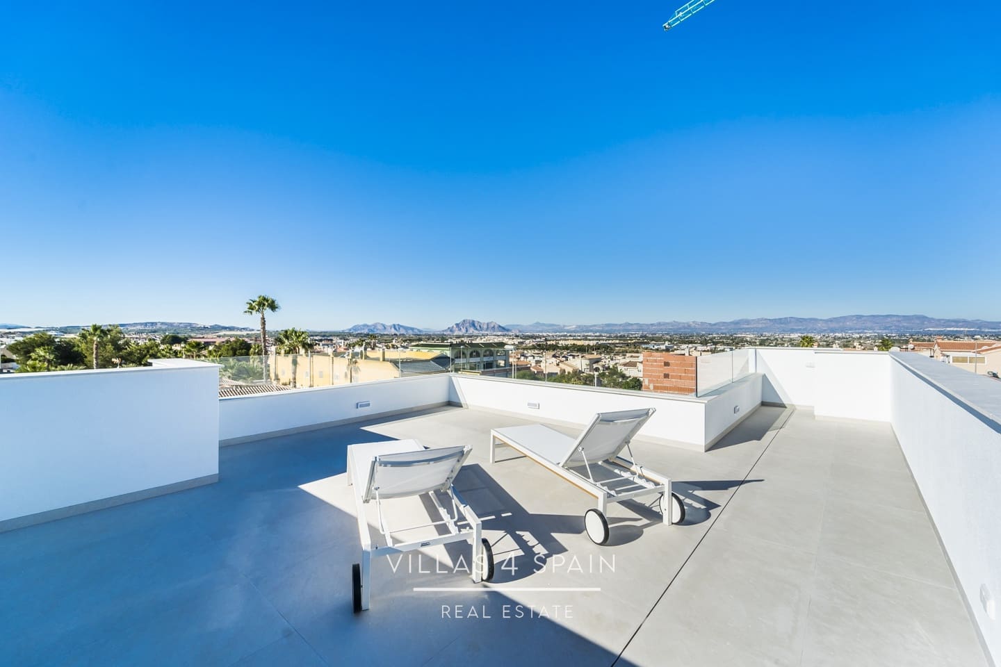 4 soveværelse Villa til salg i Ciudad Quesada med swimmingpool garage - € 560.000 (Ref: 7995410)