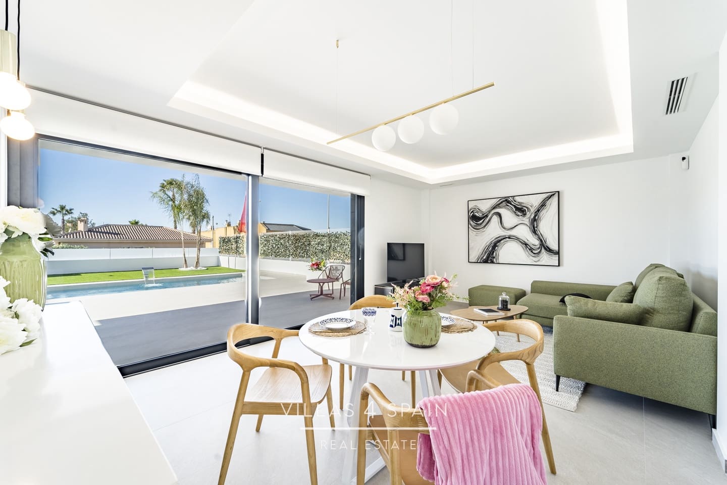 4 soveværelse Villa til salg i Ciudad Quesada med swimmingpool garage - € 560.000 (Ref: 7995410)