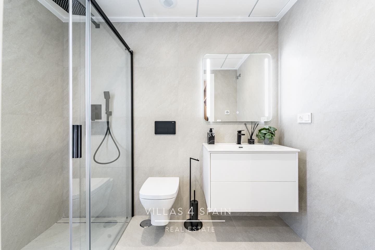 4 soveværelse Villa til salg i Ciudad Quesada med swimmingpool garage - € 560.000 (Ref: 7995410)