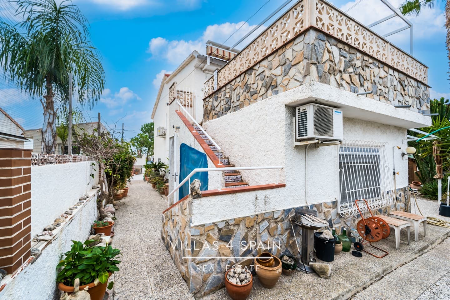 4 soveværelse Villa til salg i Fortuna med garage - € 129.950 (Ref: 8107572)