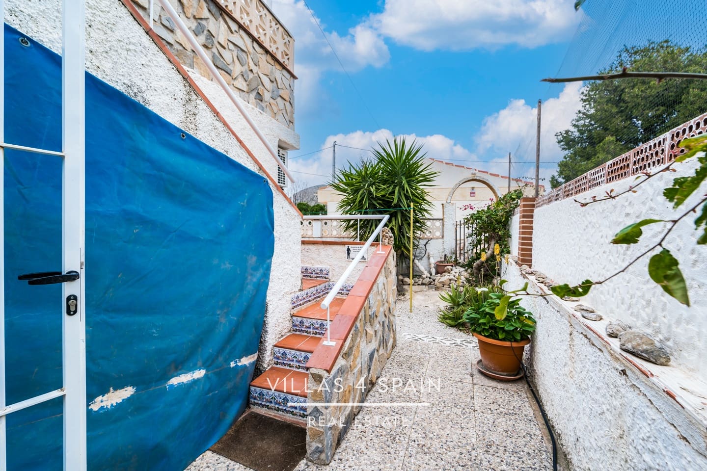 4 soveværelse Villa til salg i Fortuna med garage - € 129.950 (Ref: 8107572)