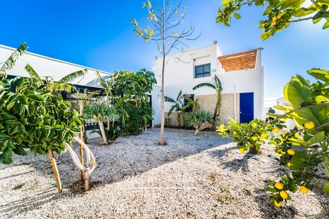 3 bedroom Villa for sale in Fortuna with pool garage - € 284,995 (Ref: 8317676)