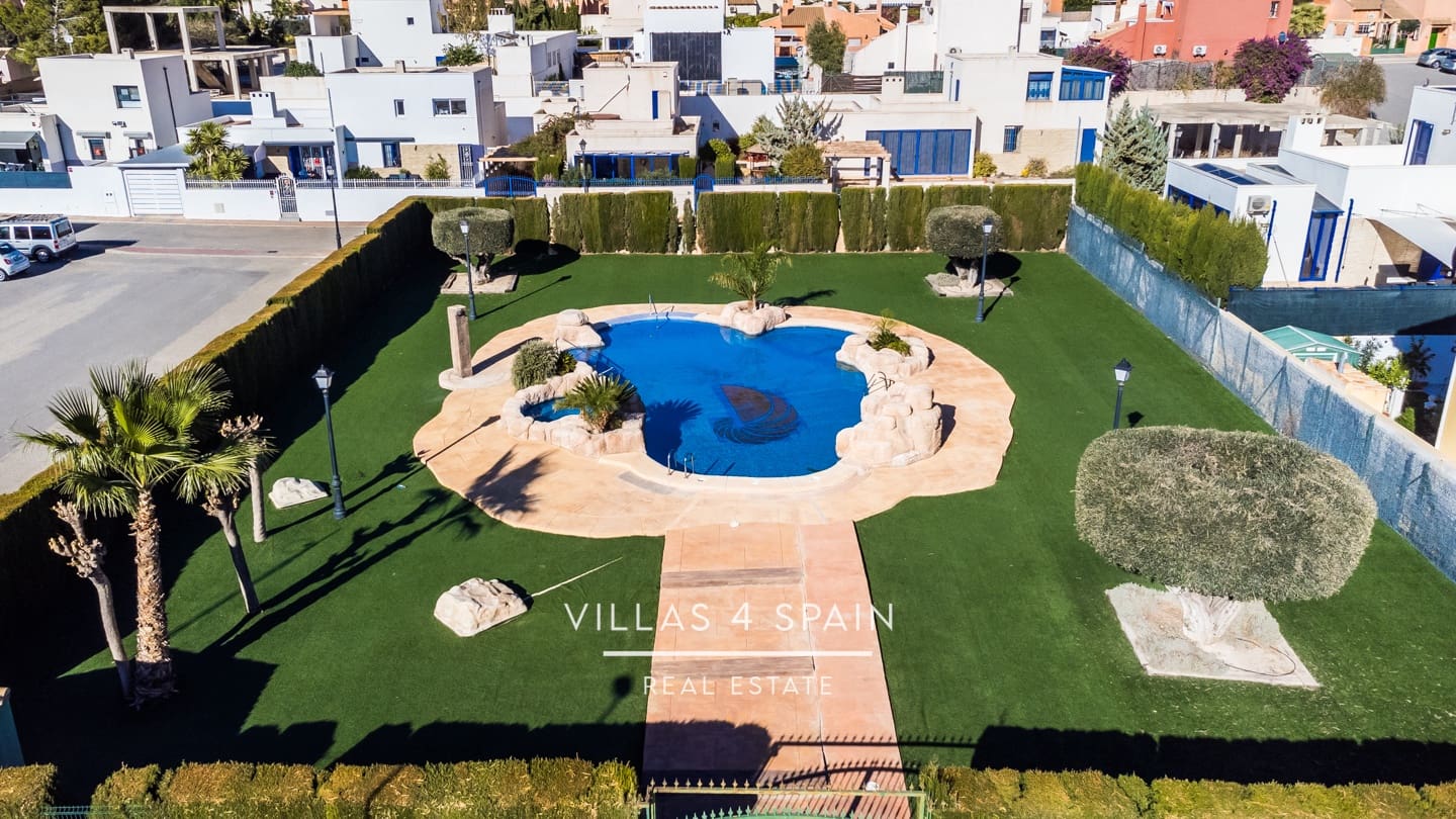 3 soveværelse Villa til salg i Fortuna med swimmingpool garage - € 284.995 (Ref: 8317676)