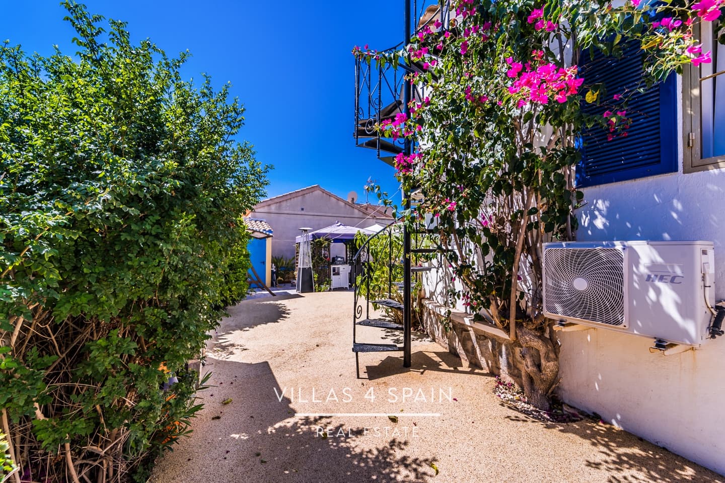 4 quarto Moradia para venda em Orihuela Costa com piscina - 369 950 € (Ref: 8439860)