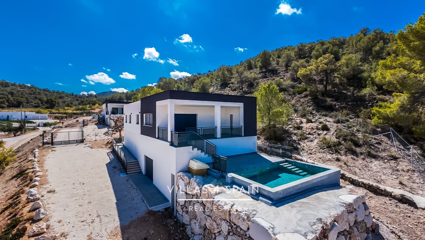 3 chambre Villa/Maison à vendre à Pinoso avec piscine garage - 339 995 € (Ref: 8522699)