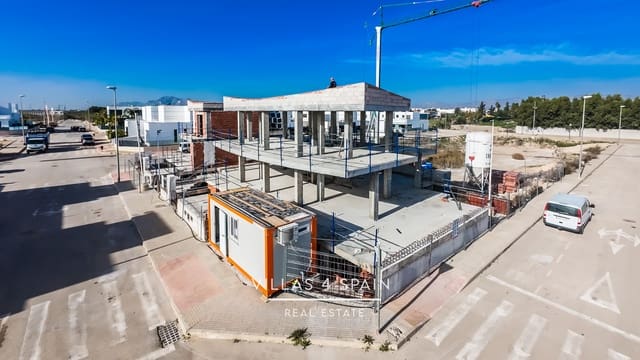 3 quarto Moradia para venda em Almoradí com piscina - 530 000 € (Ref: 8682049)