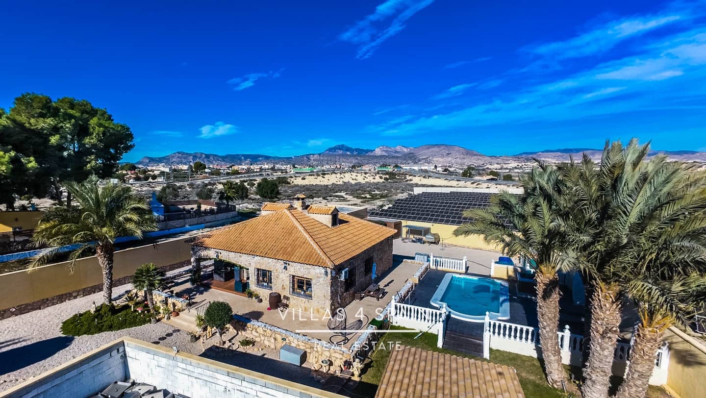 4 camera da letto Villa in vendita in Fortuna con piscina garage - 399.000 € (Rif: 8815042)