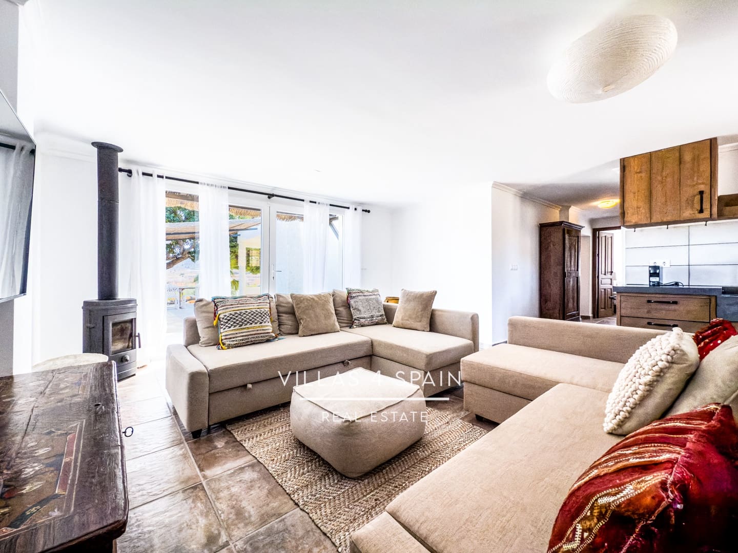 8 sypialnia Willa na sprzedaż w La Romana z basenem garażem - 789 000 € (Ref: 8847126)