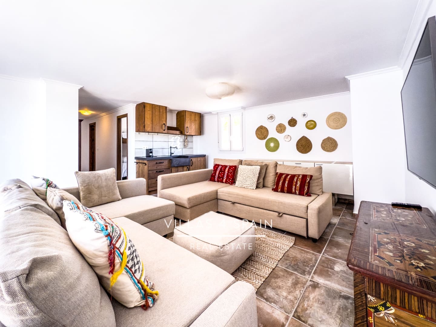 8 sypialnia Willa na sprzedaż w La Romana z basenem garażem - 789 000 € (Ref: 8847126)