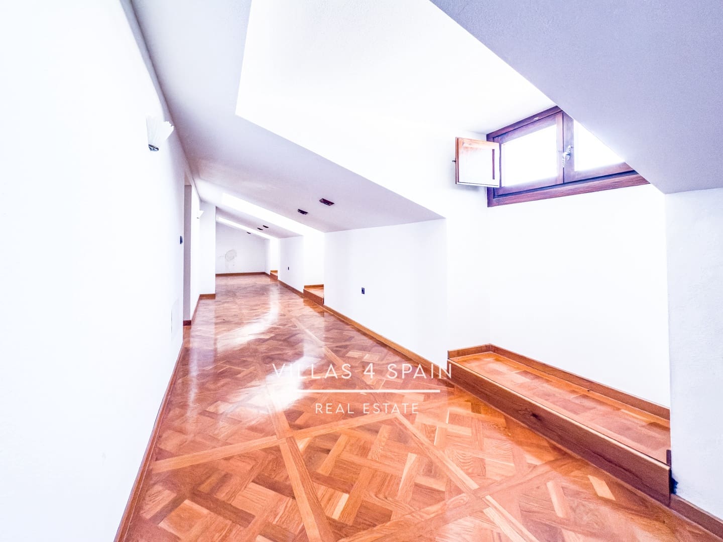 8 slaapkamer Villa te koop in Totana met zwembad garage - € 619.000 (Ref: 8929757)