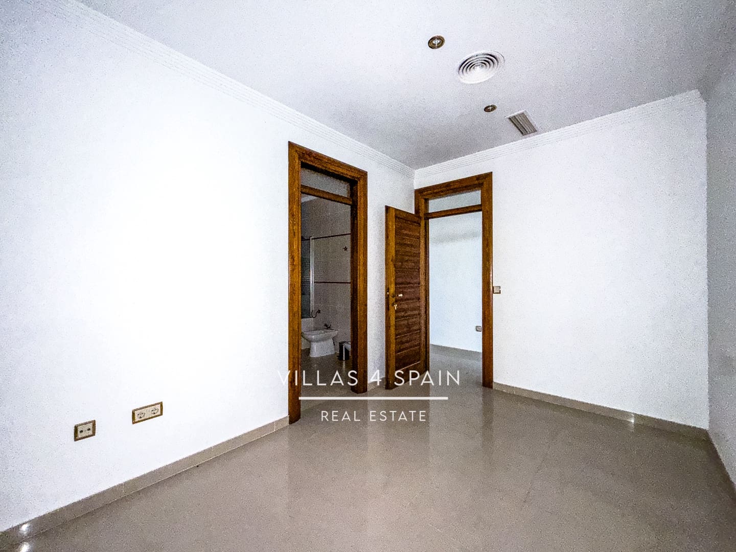 8 slaapkamer Villa te koop in Totana met zwembad garage - € 619.000 (Ref: 8929757)