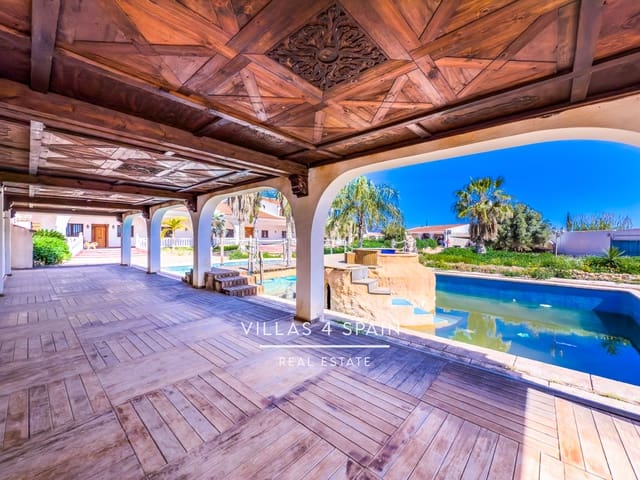 8 bedroom Villa for sale in Totana with pool garage - € 619,000 (Ref: 8929757)