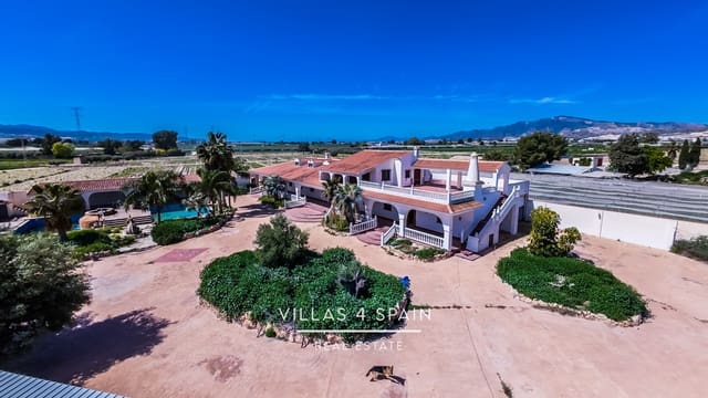 8 bedroom Villa for sale in Totana with pool garage - € 619,000 (Ref: 8929757)