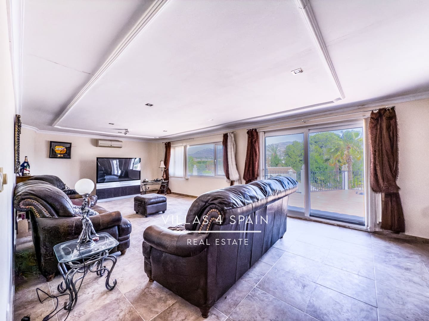 12 makuuhuone Huvila myytävänä paikassa Crevillente / Crevillent mukana uima-altaan - 595 000 € (Ref: 9019784)