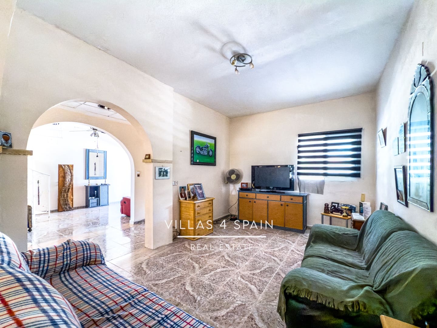 12 makuuhuone Huvila myytävänä paikassa Crevillente / Crevillent mukana uima-altaan - 595 000 € (Ref: 9019784)