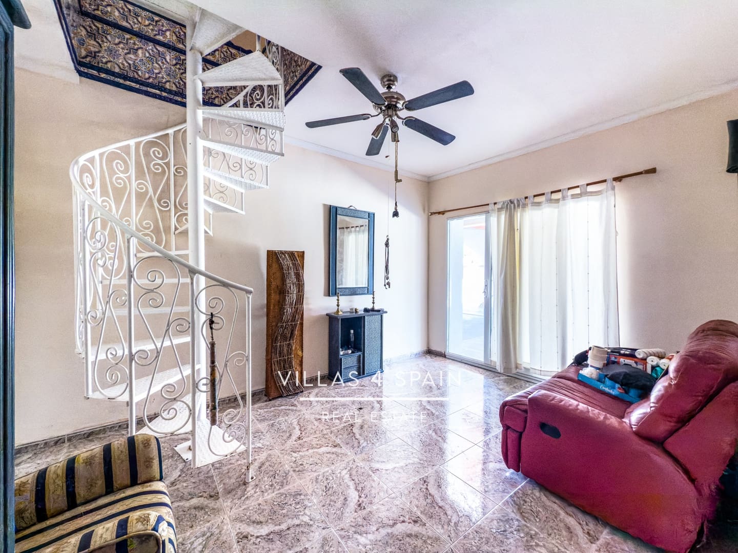 12 makuuhuone Huvila myytävänä paikassa Crevillente / Crevillent mukana uima-altaan - 595 000 € (Ref: 9019784)