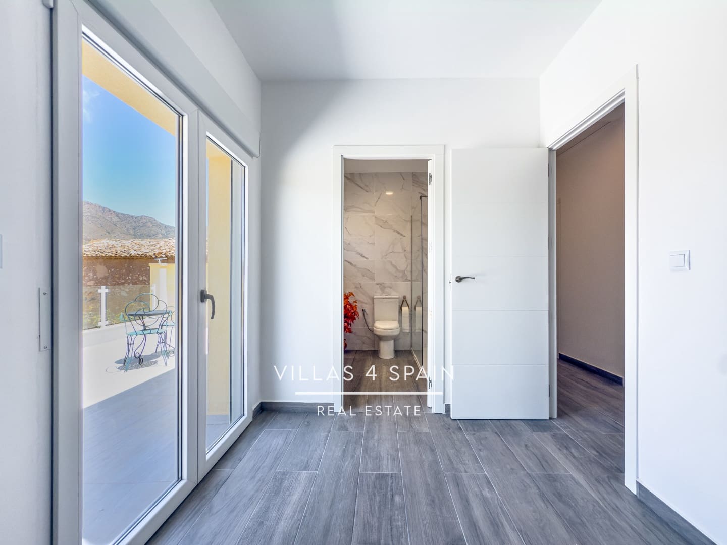 Casa de 4 habitaciones en La Canalosa en venta - 199.995 € (Ref: 9084838)